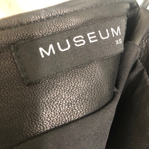 Leather skirt size XS - Picture 3 of 7